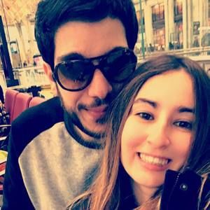 Meet your Posher, Cassandra